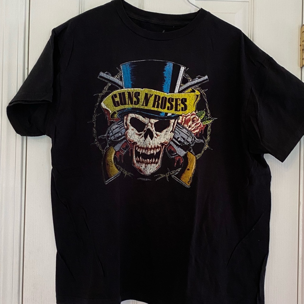 Guns and roses men’s L top hat skull 100% cotton T-shirt